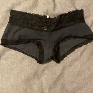 Victoria’s Secret Pink Lace Waist Boyshort XS